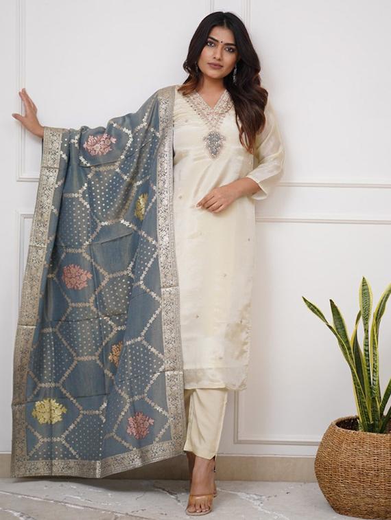 women embroidered three quarter sleeve kurta pant with dupatta set - 22011172 - Zoom Image - 0