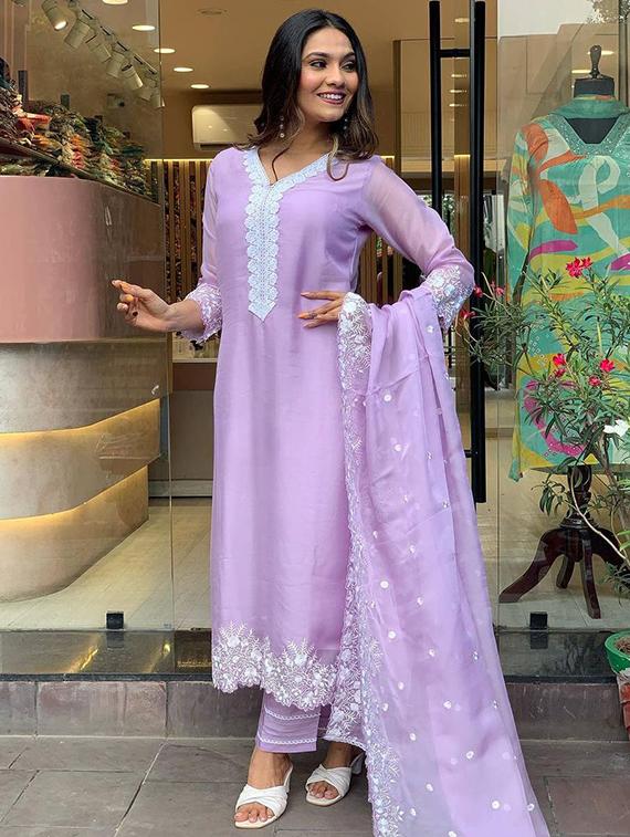 women embroidered three quarter sleeve kurta pant with dupatta set - 22011184 - Zoom Image - 0