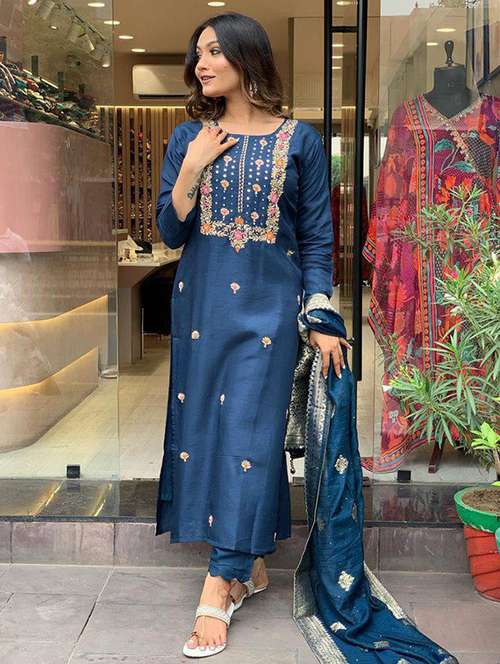 women embroidered three quarter sleeve kurta pant with dupatta set - 22011199 - Standard Image - 0
