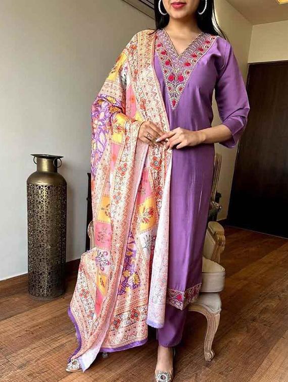 women embroidered three quarter sleeve kurta pant with dupatta set - 22011205 - Zoom Image - 0