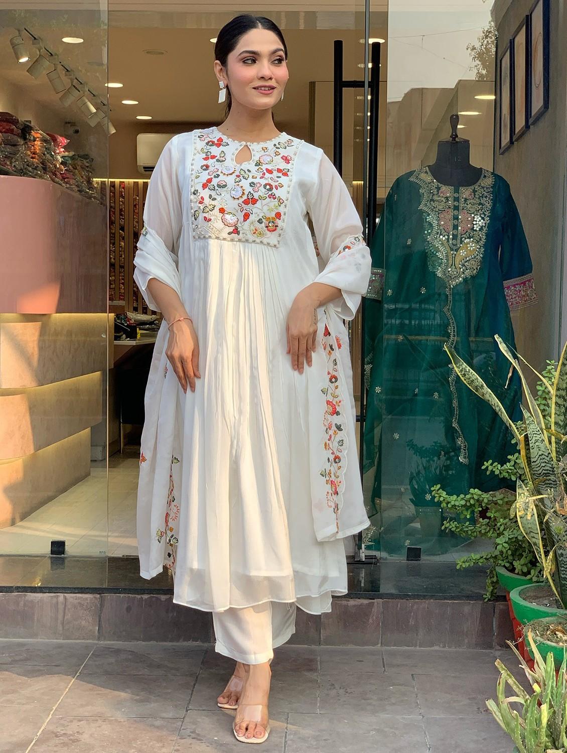 women embroidered three quarter sleeve kurta pant with dupatta set