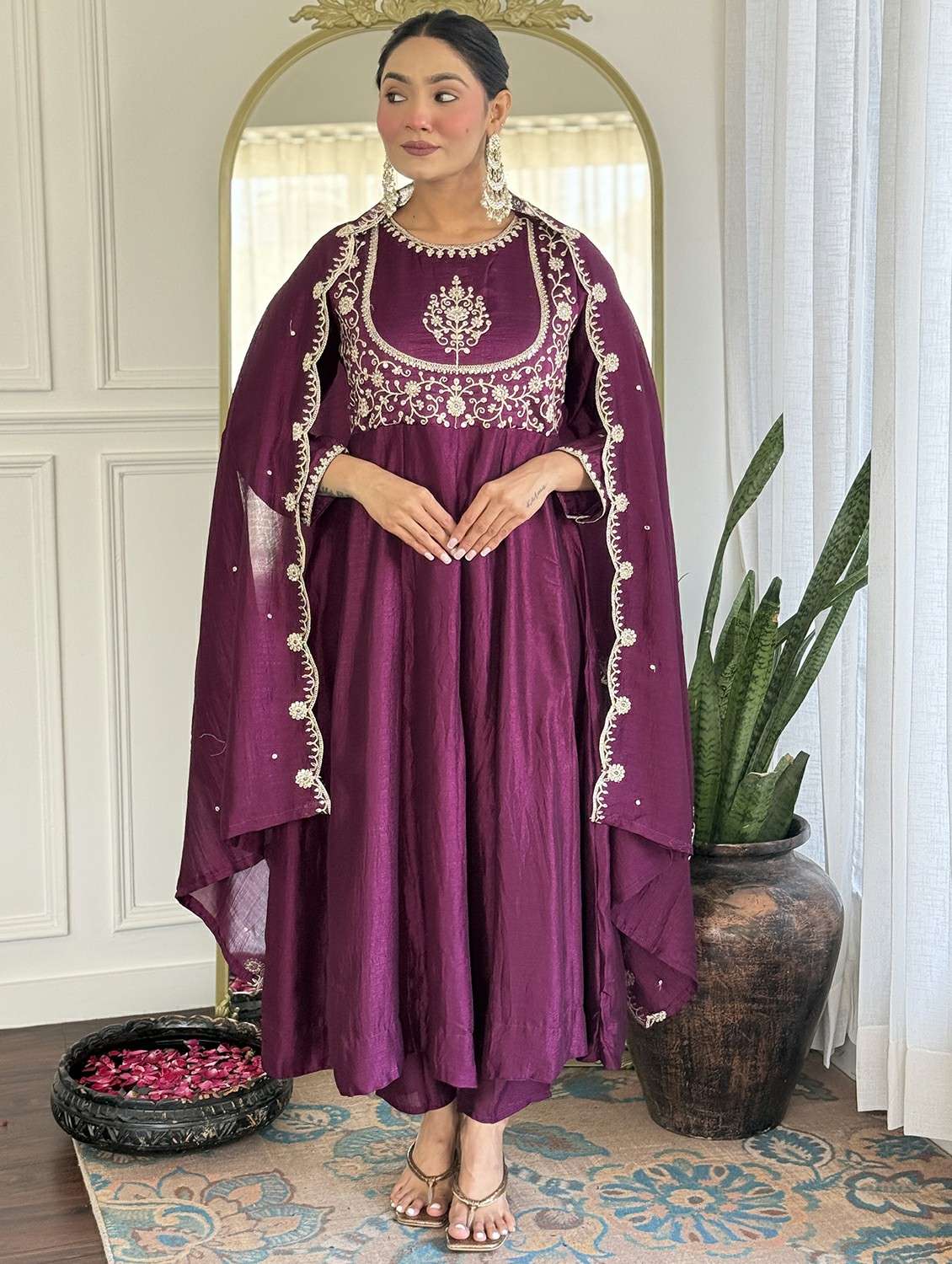 women embroidered long sleeve anarkali kurta pant with dupatta set - 22011241 - Standard Image - 5