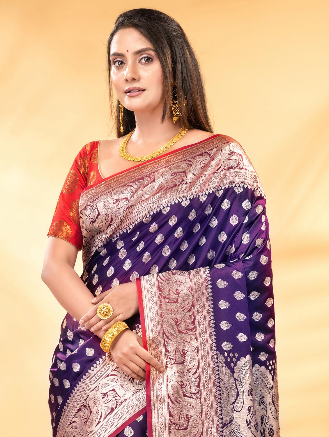 women self design banarasi saree with blouse - 22011336 - Standard Image - 3
