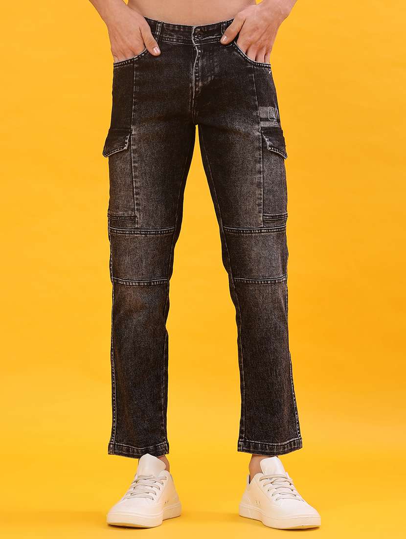 men solid mid rise regular fit cargo