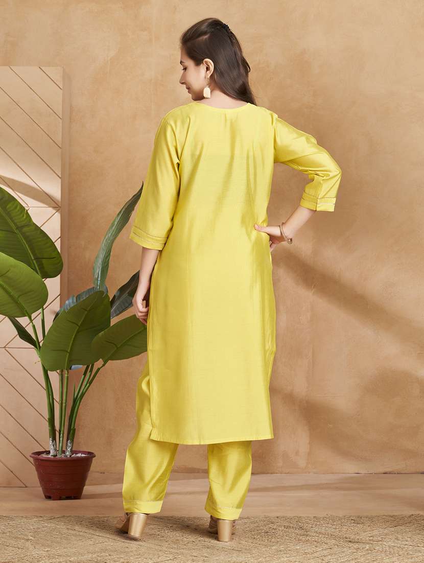 girls embroidered kurta and pant set  - 22012020 -  Standard Image - 3