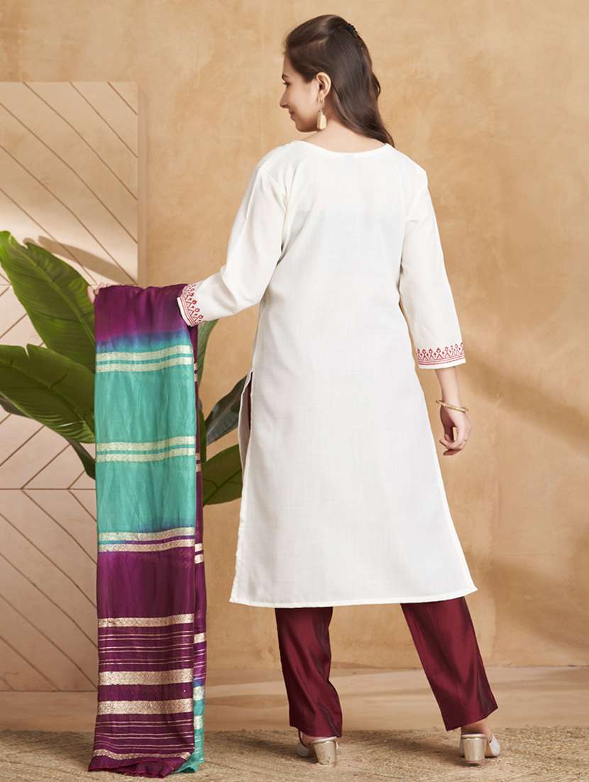 girls printed kurta pants set with dupatta - 22012144 -  Standard Image - 3