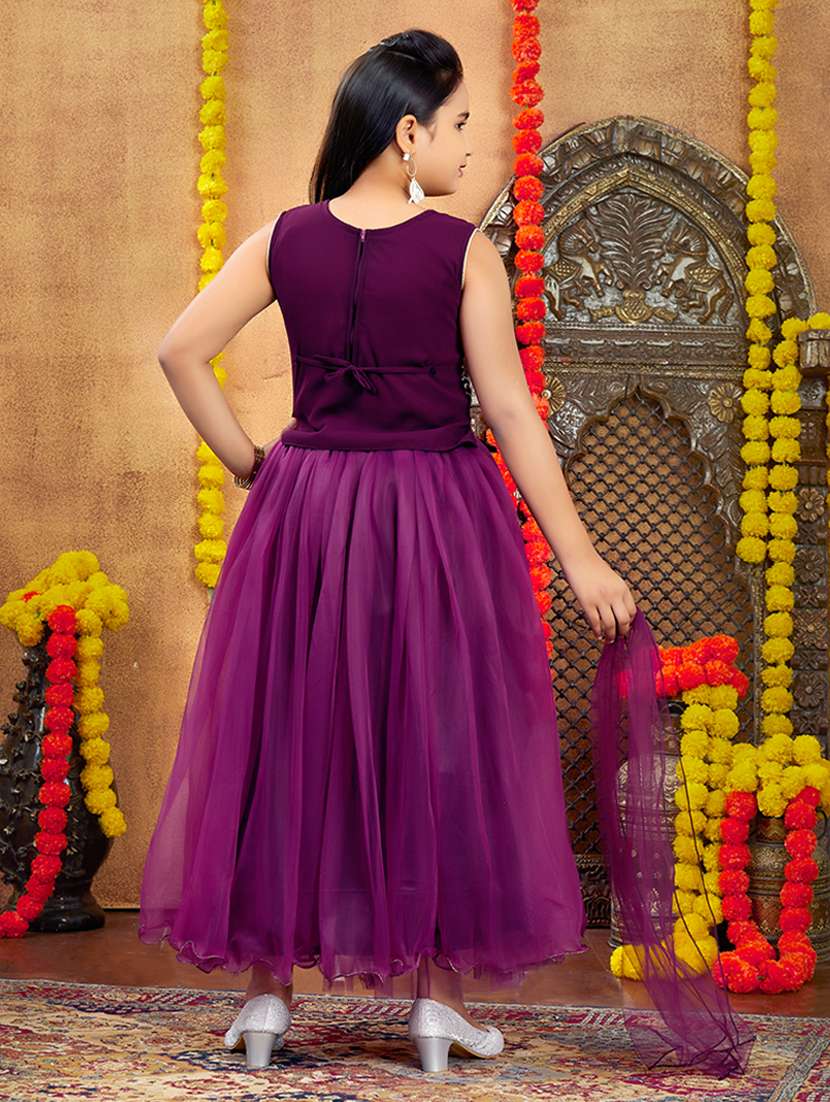 girls embroidered sleeveless lehenga choli set - 22012155 - Standard Image - 3