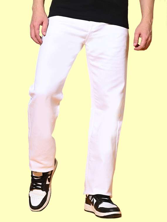 men white solid mid rise relaxed fit jeans