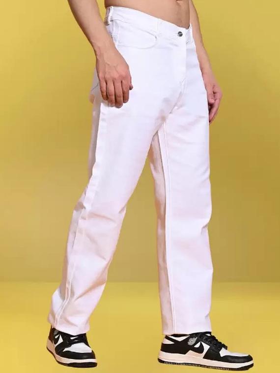 men white solid mid rise relaxed fit jeans