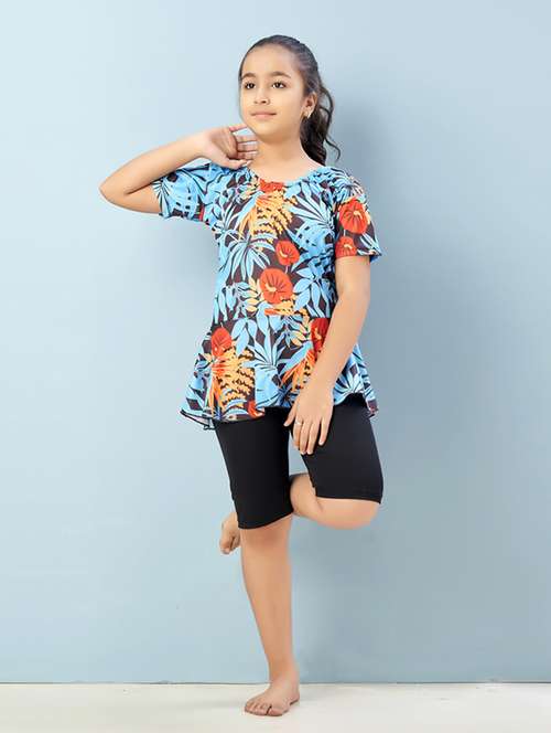 girls printed sports wear functional swimsuit - 22012584 -  Standard Image - 0