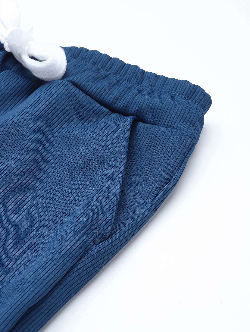 women solid mid rise relaxed fit cargo - 22012671 -  Standard Image - 3