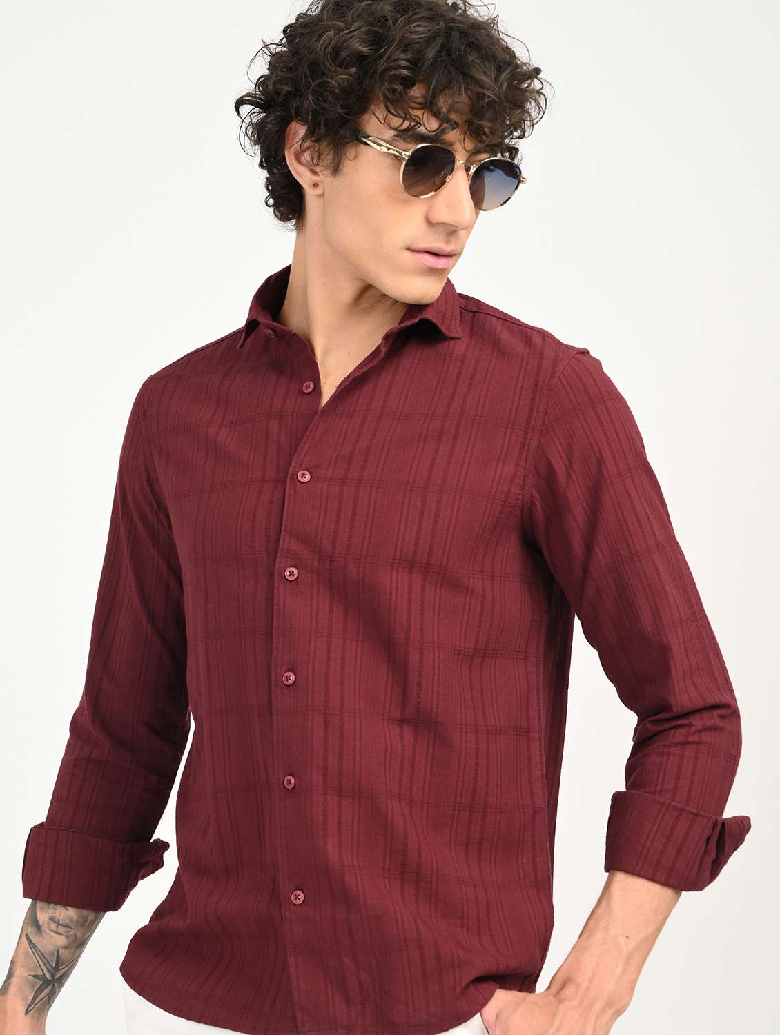 men solid collared long sleeve casual shirt