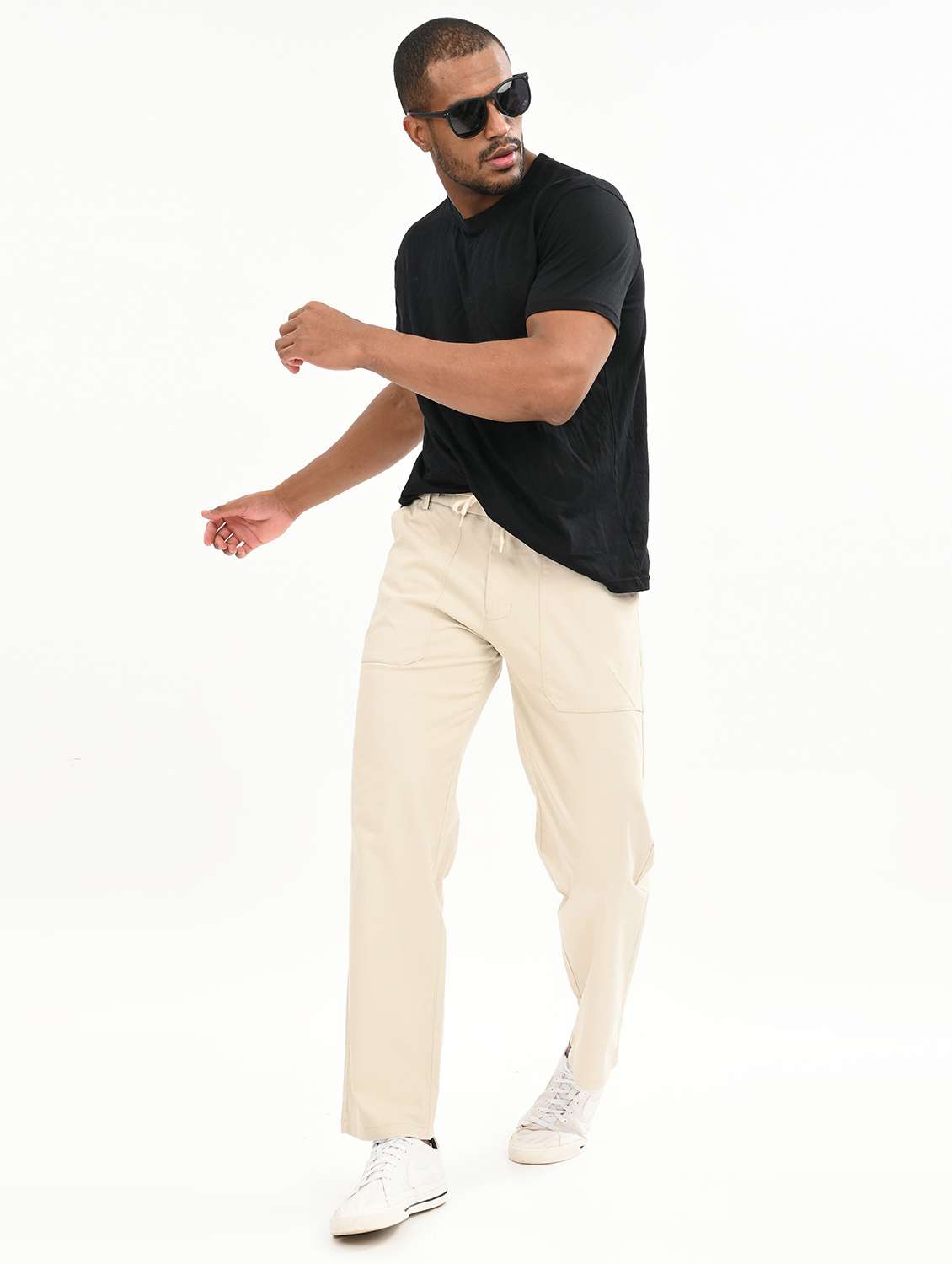 men solid mid rise relaxed fit cargo - 22012856 -  Standard Image - 3