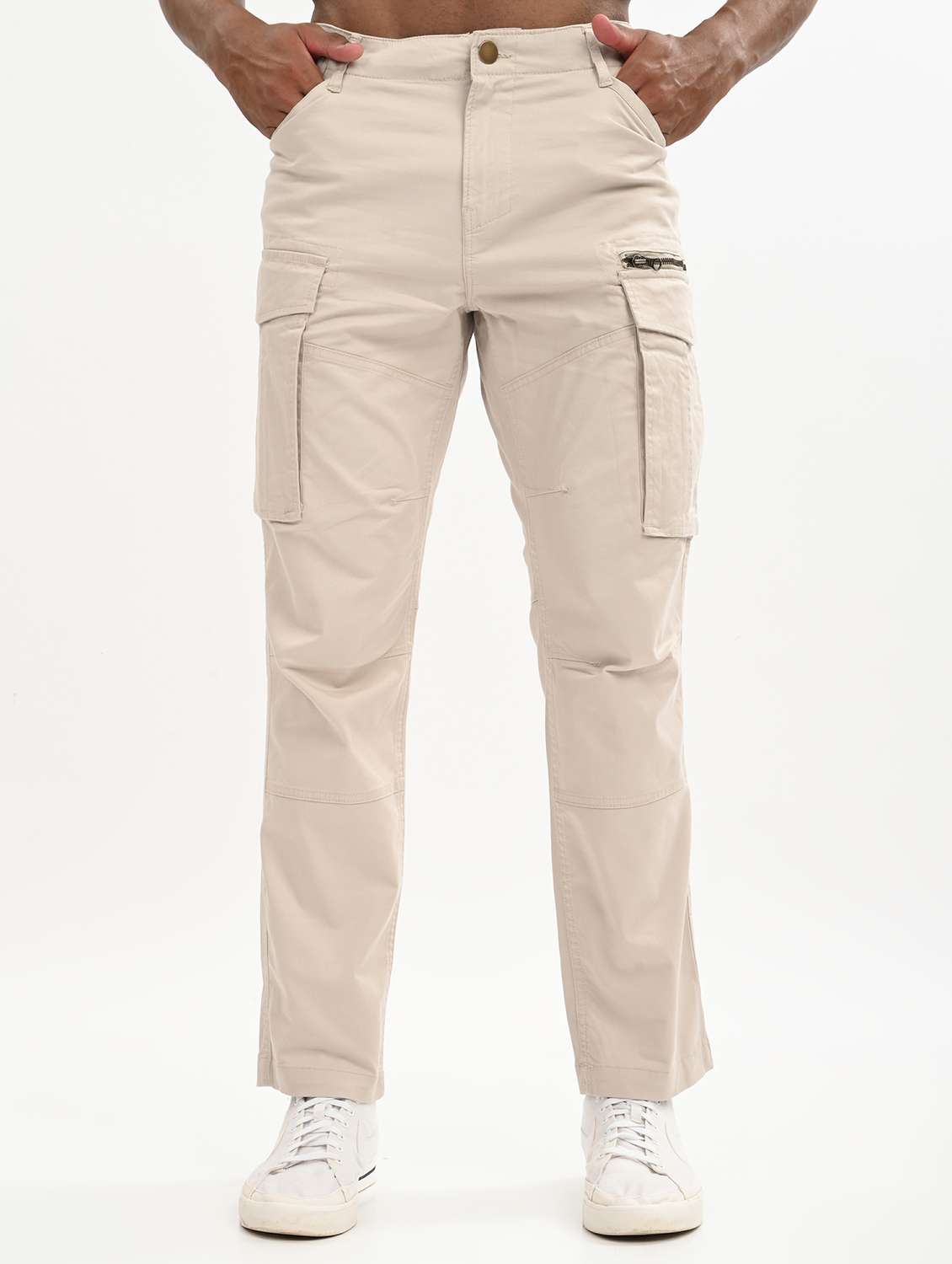 men solid mid rise relaxed fit cargo - 22012857 - Zoom Image - 0