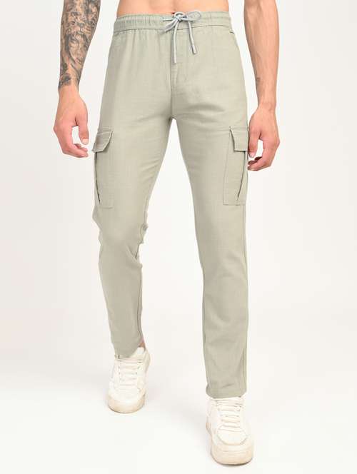 men solid mid rise relaxed fit cargo - 22012886 - Standard Image - 0