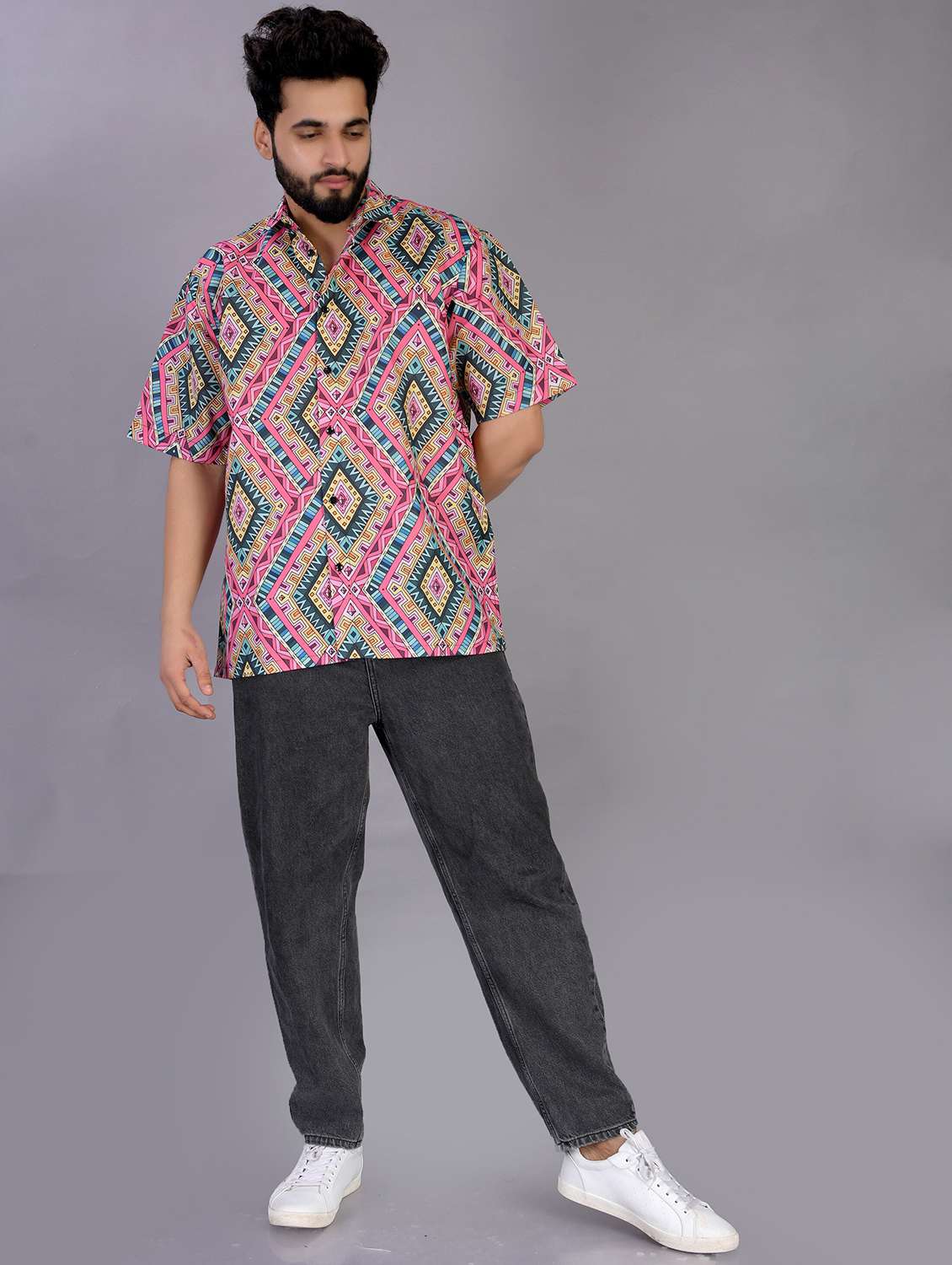 men geometric printed short sleeve oversized casual shirt - 22012961 -  Standard Image - 3