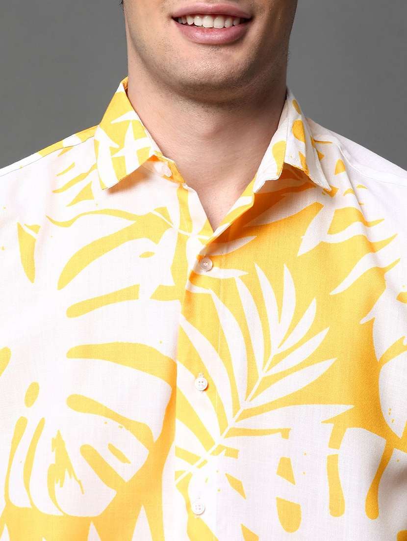 men leaf printed short sleeve oversized casual shirt - 22013120 -  Standard Image - 3