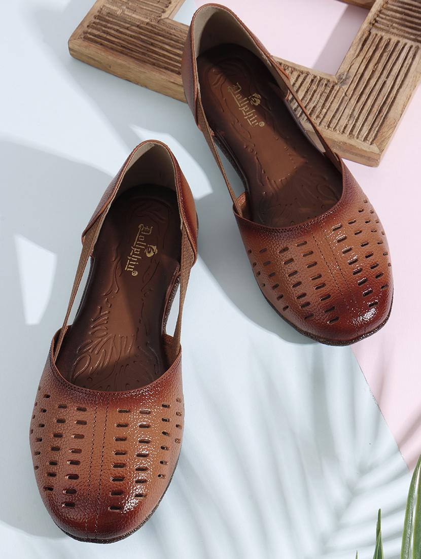 women solid slip on ballerina - 22013277 - Zoom Image - 0