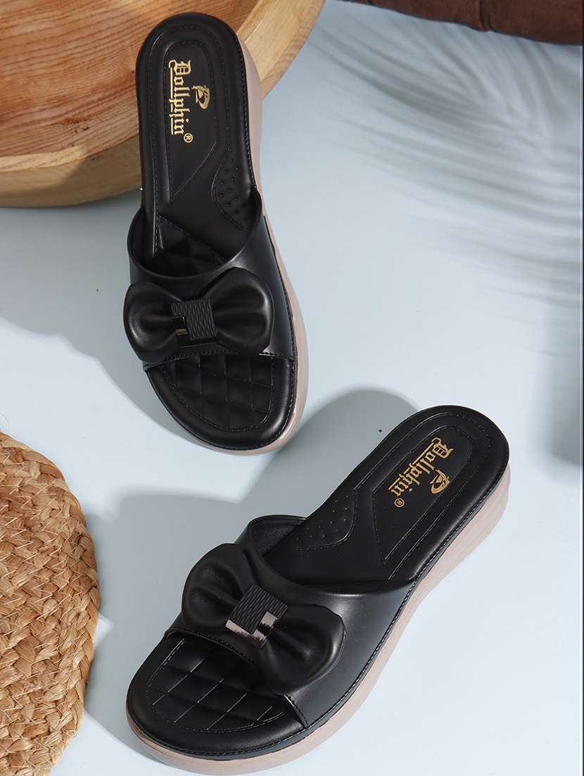 women solid slip on flats  - 22013285 -  Zoom Image - 0