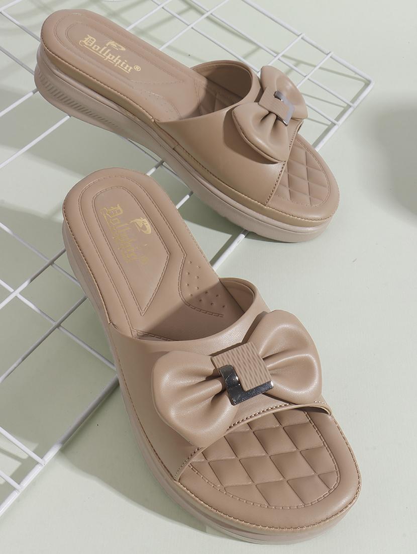 women solid slip on flats - 22013286 - Zoom Image - 0