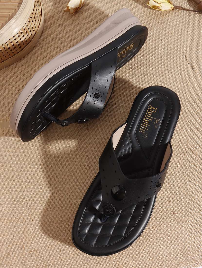 women black solid slip on sandal