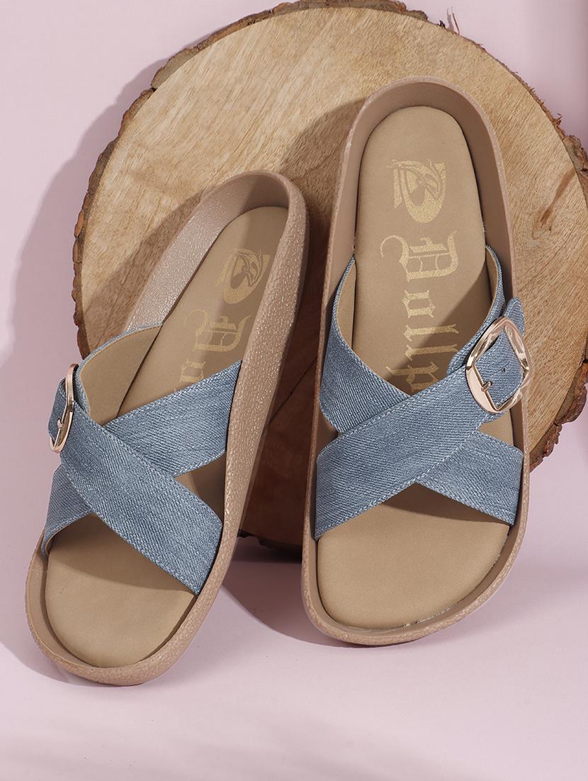 women solid slip on flats - 22013298 -  Zoom Image - 0