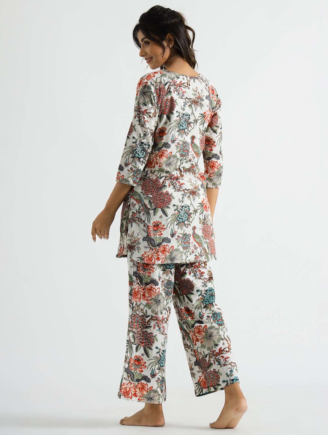 women printed three quarter sleeve co-ord set - 22013429 -  Standard Image - 3