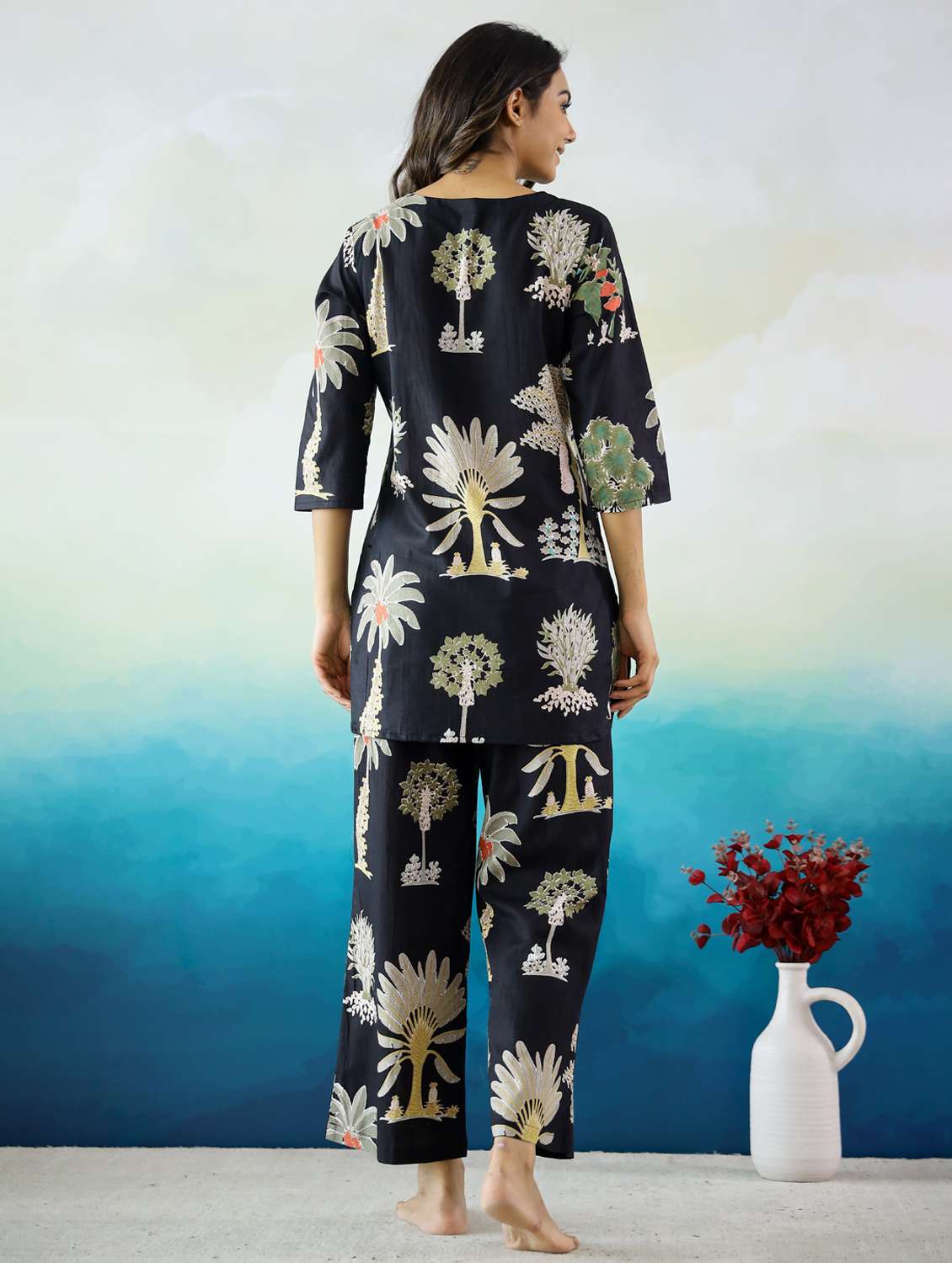 women printed three quarter sleeve co-ord set - 22013437 - Standard Image - 3