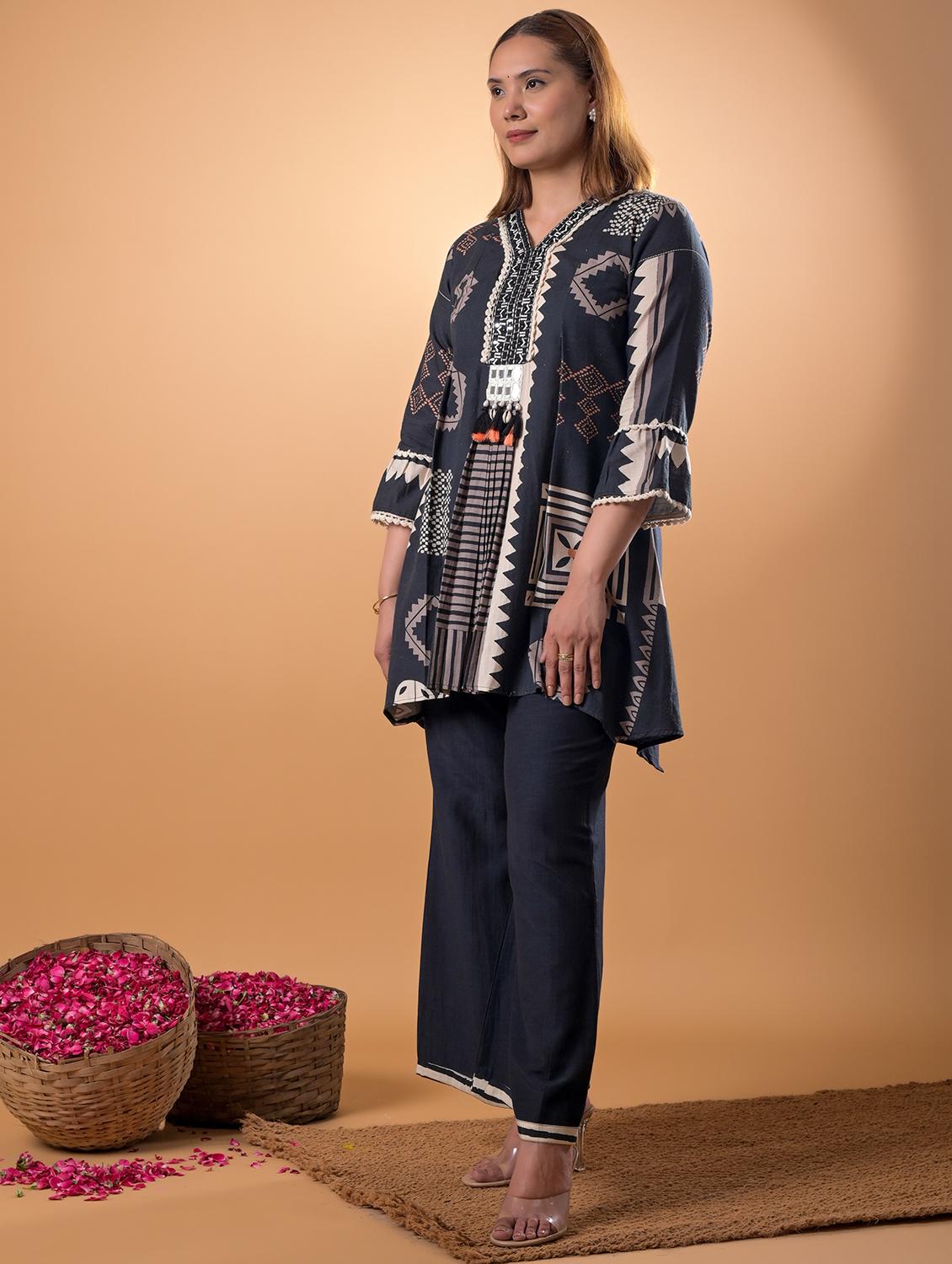 women three quarter sleeve ethnic co-ord set - 22013438 - Standard Image - 3