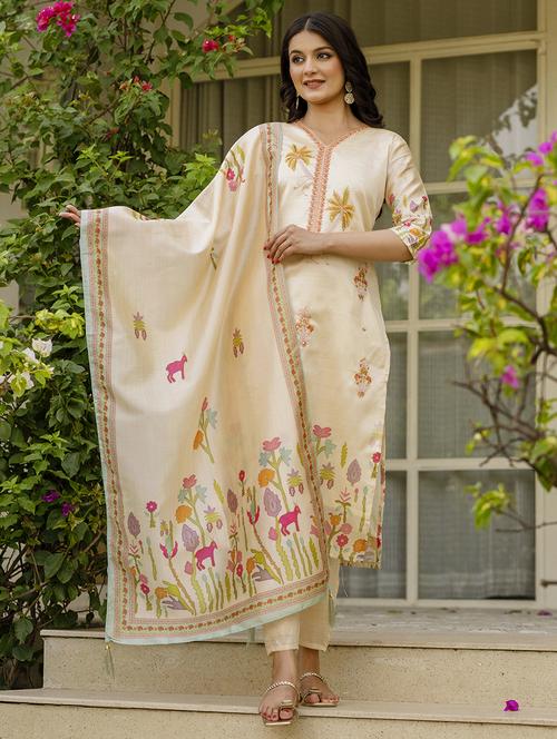 women embroidered three quarter sleeve kurta pant with dupatta set - 22014108 - Standard Image - 0