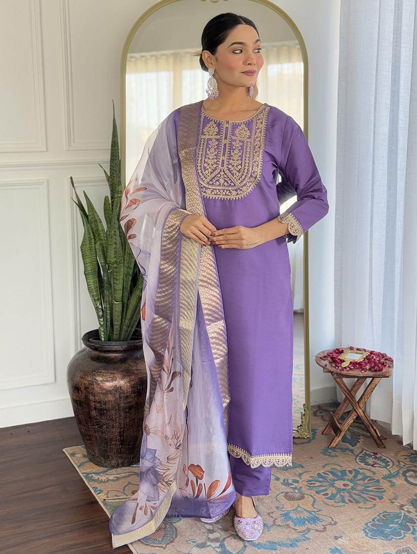 women embroidered three quarter sleeve kurta pant with dupatta set - 22014111 - Zoom Image - 0