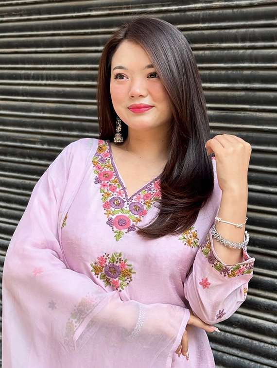 women embroidered three quarter sleeve kurta pant with dupatta set - 22014131 - Standard Image - 3