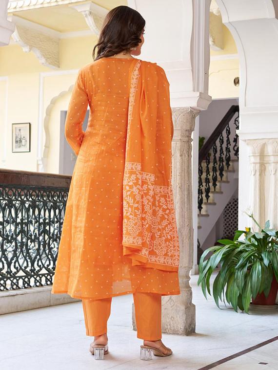 women embroidered three quarter sleeve kurta pant with dupatta set - 22014133 - Standard Image - 3