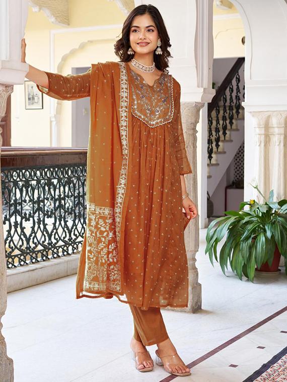women embroidered three quarter sleeve kurta pant with dupatta set - 22014135 - Standard Image - 3