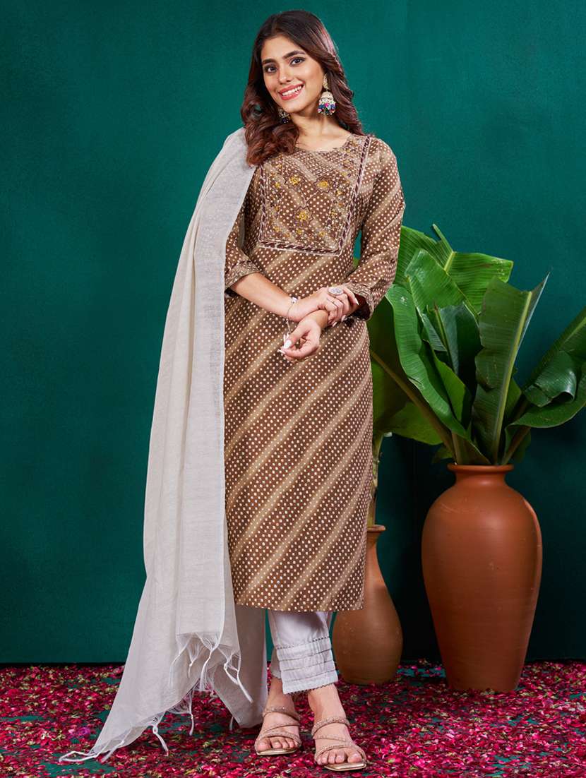 women three quarter sleeve kurta pant with dupatta set - 22014153 - Zoom Image - 0