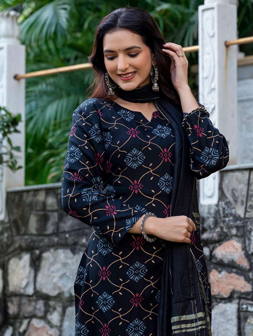 black viscose kurta pant set - 22014159 - Standard Image - 3