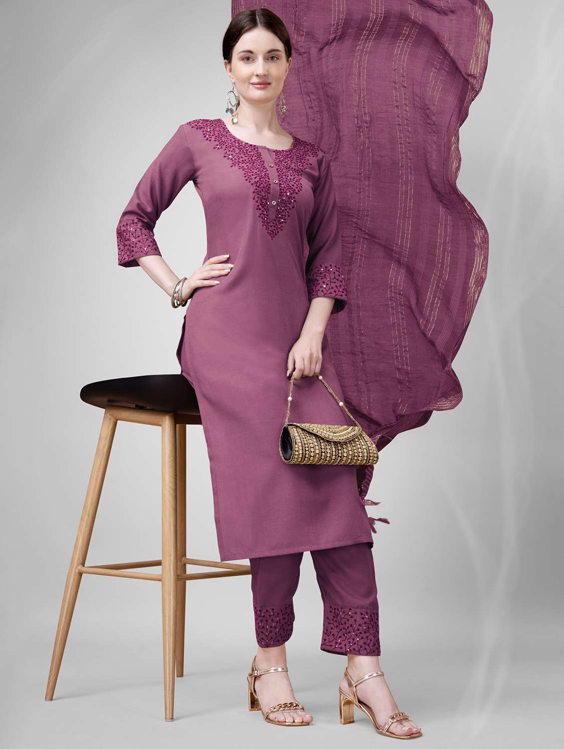 women three quarter sleeve kurta pant with dupatta set - 22014168 - Standard Image - 3