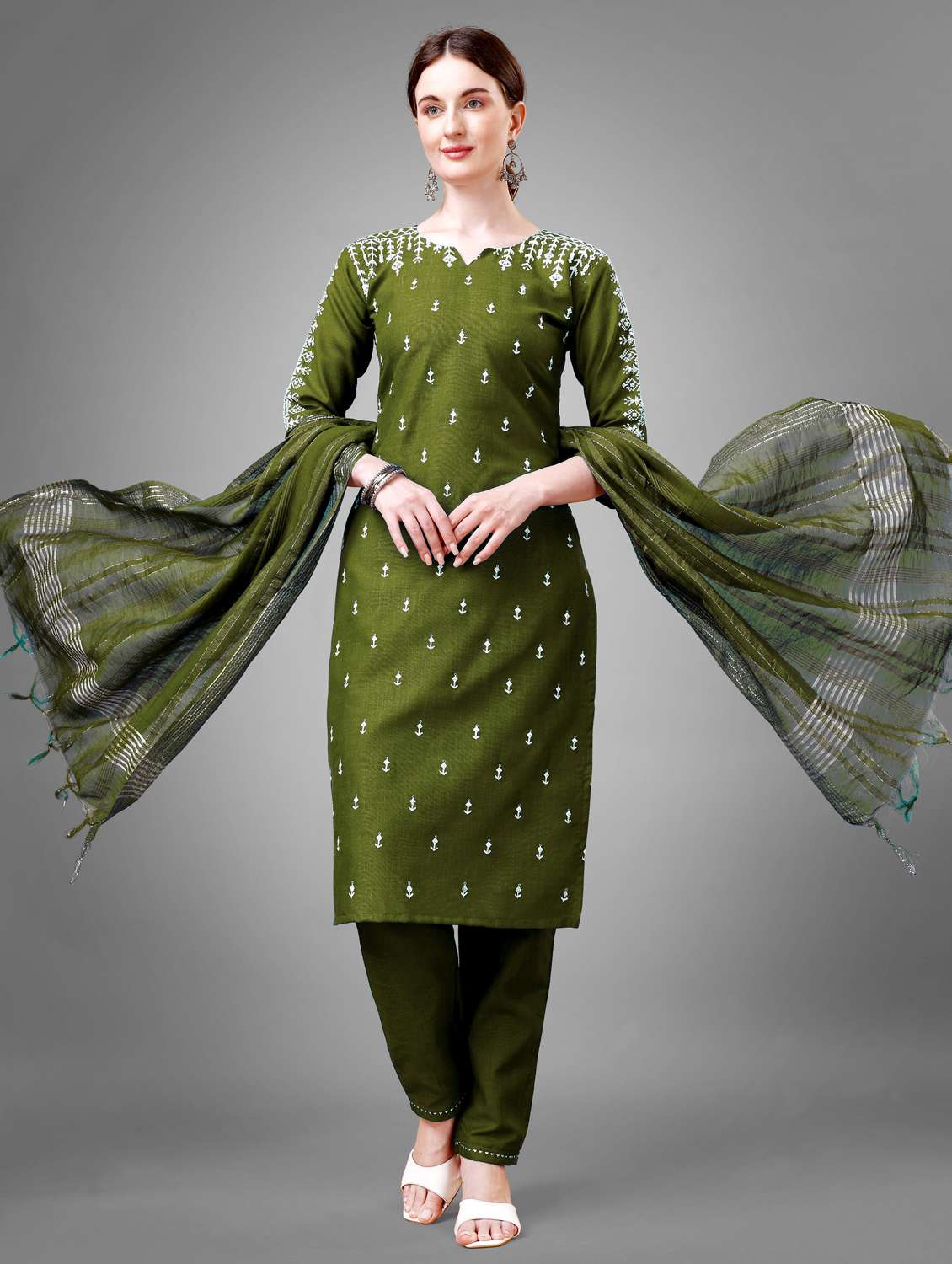 women three quarter sleeve kurta pant with dupatta set