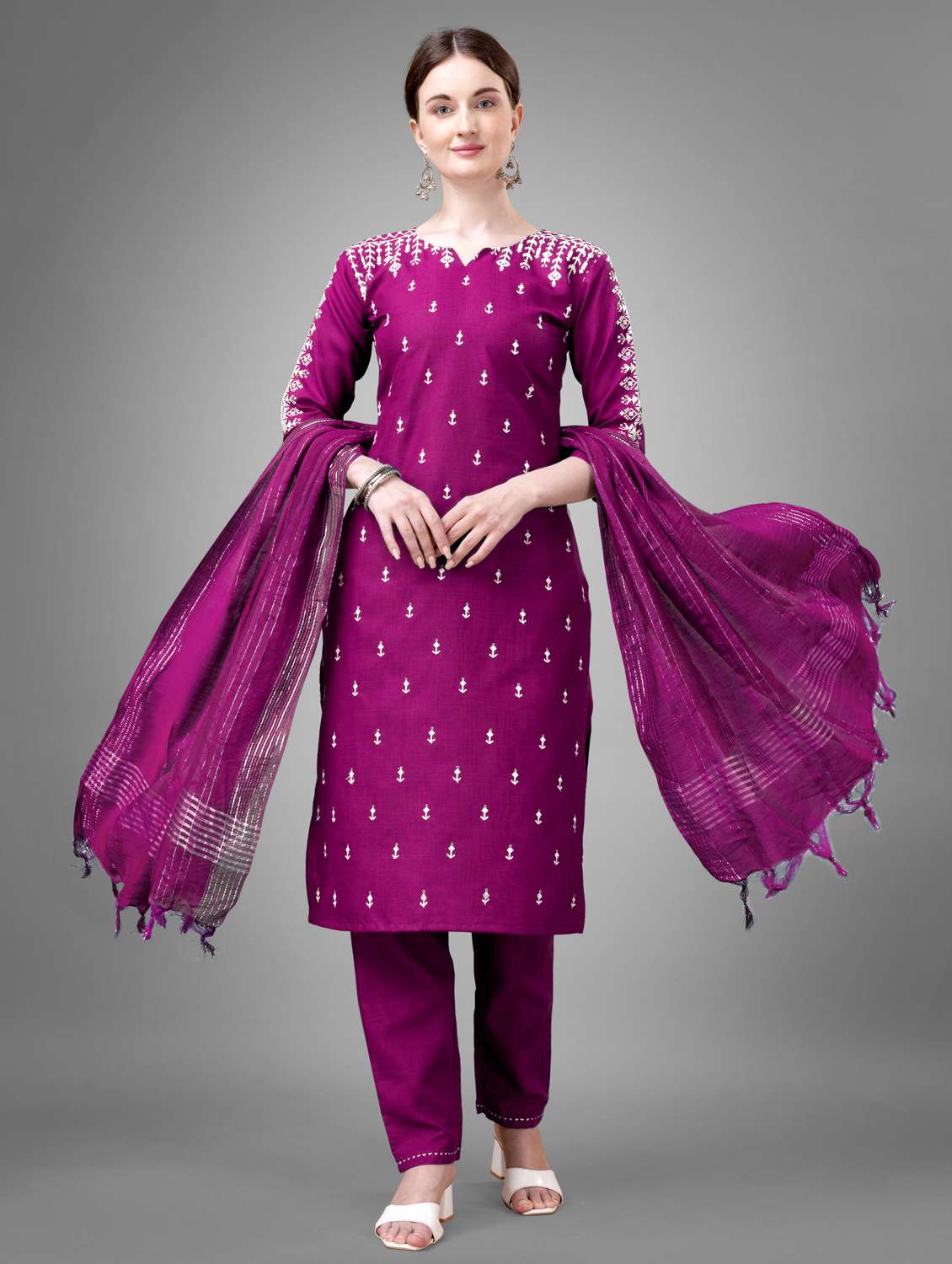 women three quarter sleeve kurta pant with dupatta set