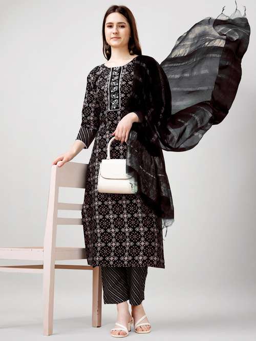 women three quarter sleeve kurta pant with dupatta set - 22014181 - Standard Image - 0