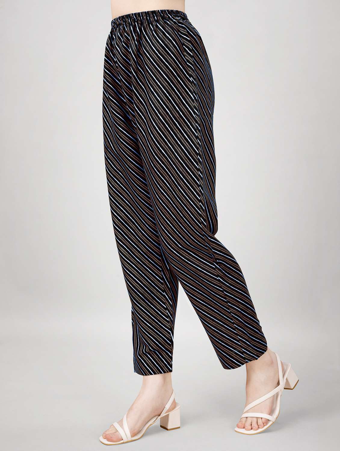 women three quarter sleeve kurta pant with dupatta set - 22014181 - Standard Image - 5