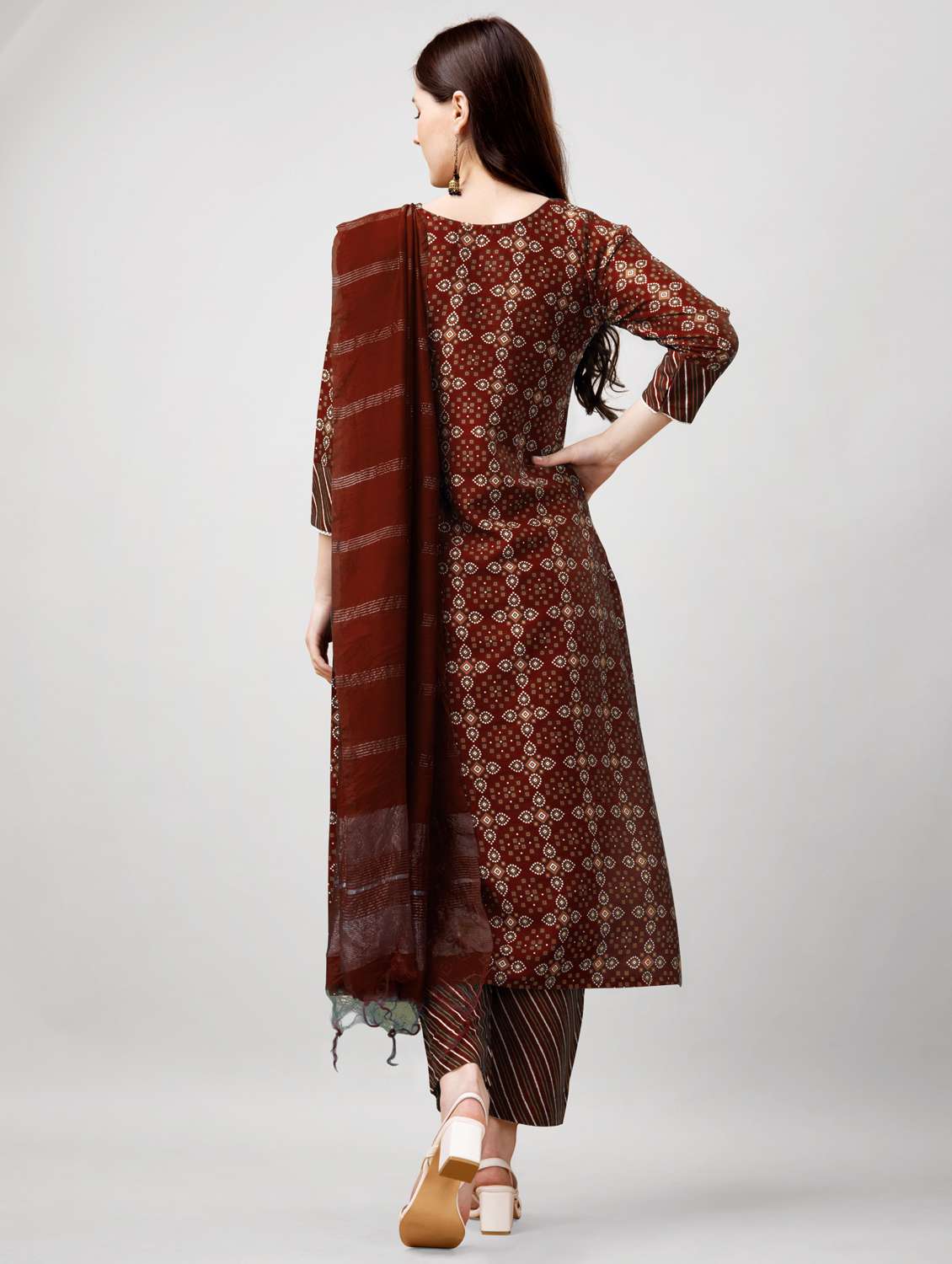 women three quarter sleeve kurta pant with dupatta set - 22014182 -  Standard Image - 3