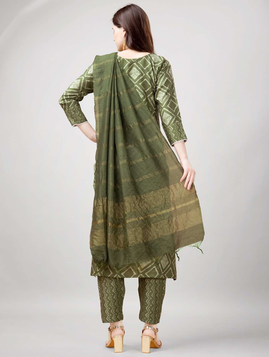 women three quarter sleeve kurta pant with dupatta set - 22014184 -  Standard Image - 3