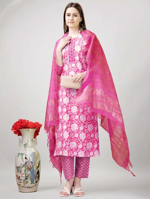women three quarter sleeve kurta pant with dupatta set - 22014187 -  Standard Image - 0