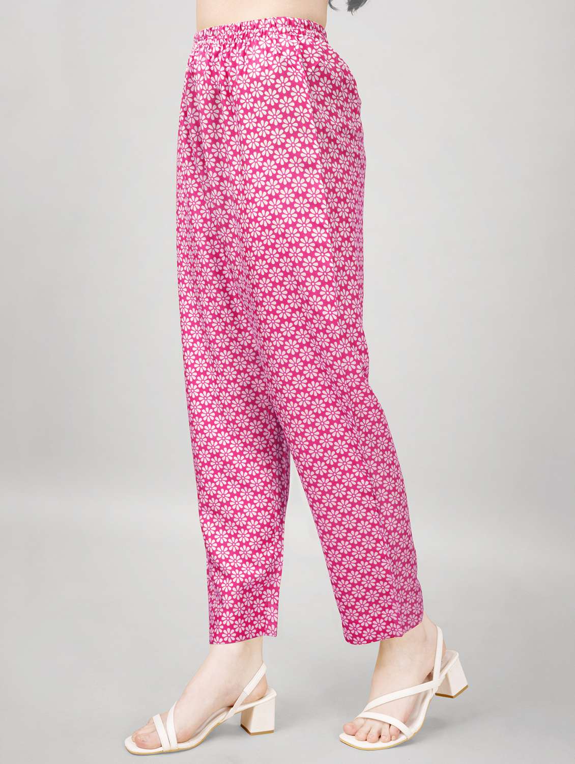 women three quarter sleeve kurta pant with dupatta set - 22014187 -  Standard Image - 3