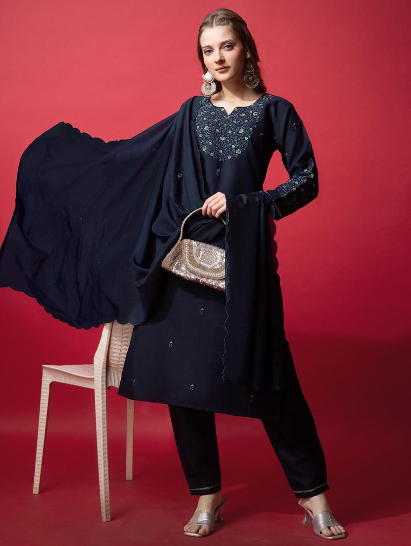 women three quarter sleeve kurta pant with dupatta set