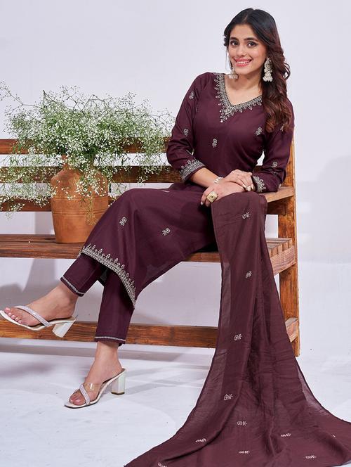 women three quarter sleeve kurta pant with dupatta set - 22014195 -  Standard Image - 0