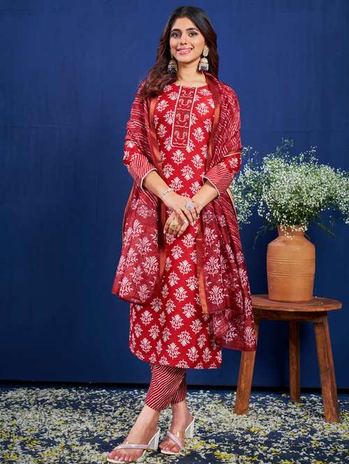 women three quarter sleeve kurta pant with dupatta set - 22014203 -  Standard Image - 0
