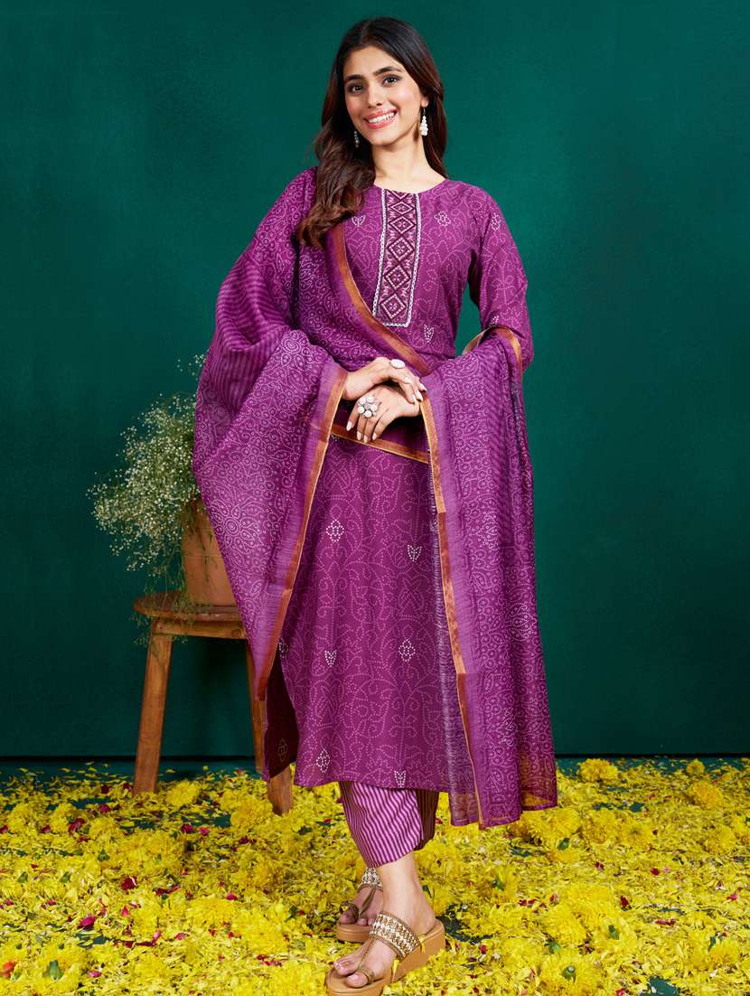 women three quarter sleeve kurta pant with dupatta set