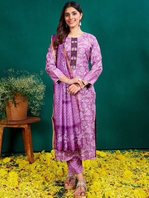 women three quarter sleeve kurta pant with dupatta set - 22014211 - Standard Image - 0